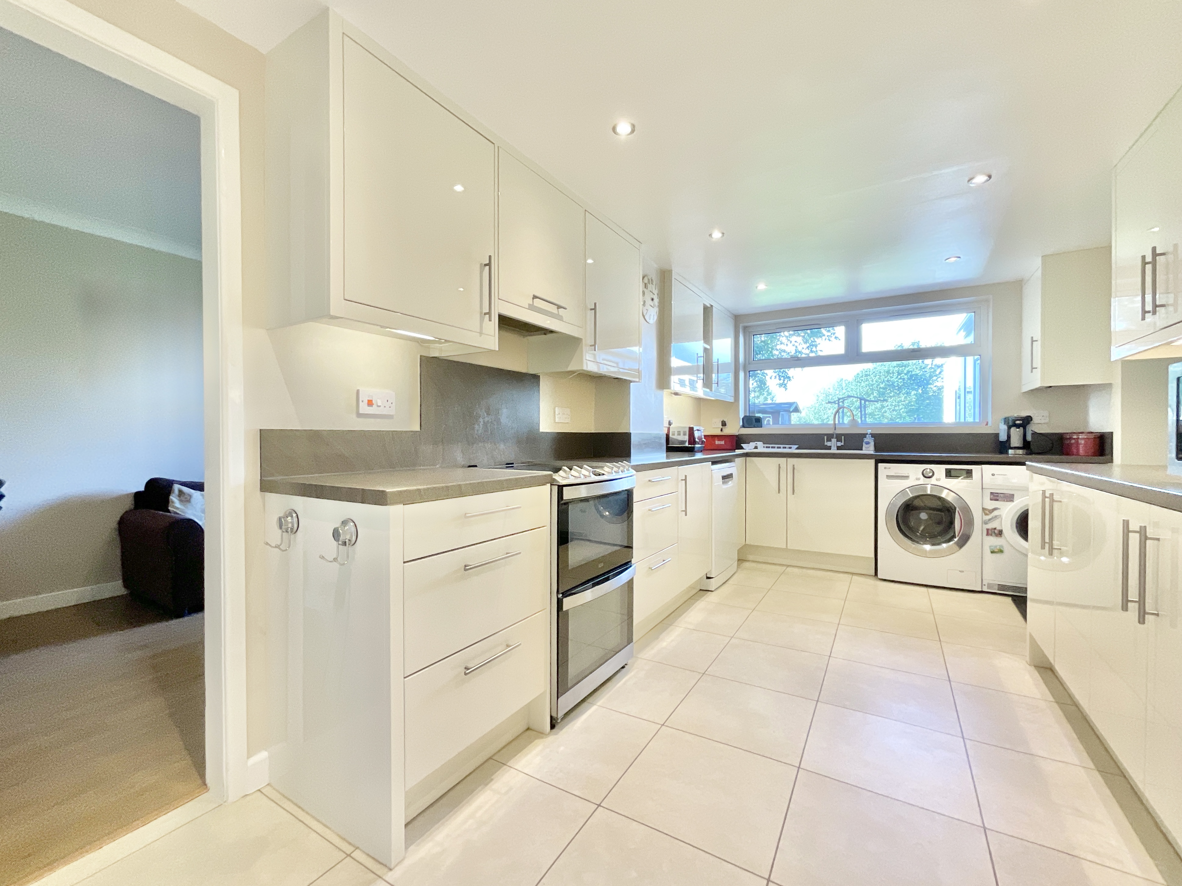 Summerfields, Yarnfield, ST15, photo 2