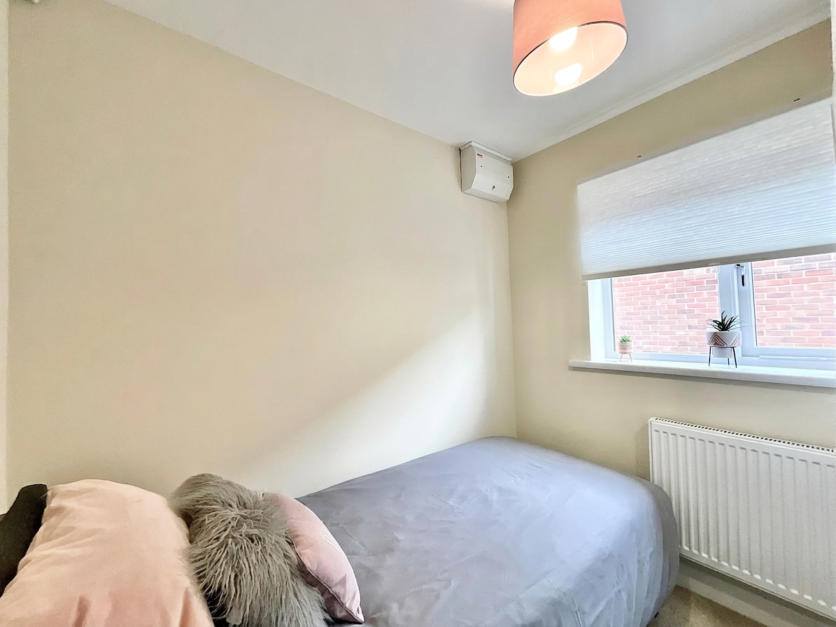 Gawsworth Close, Stoke-On-Trent, ST3, photo 15