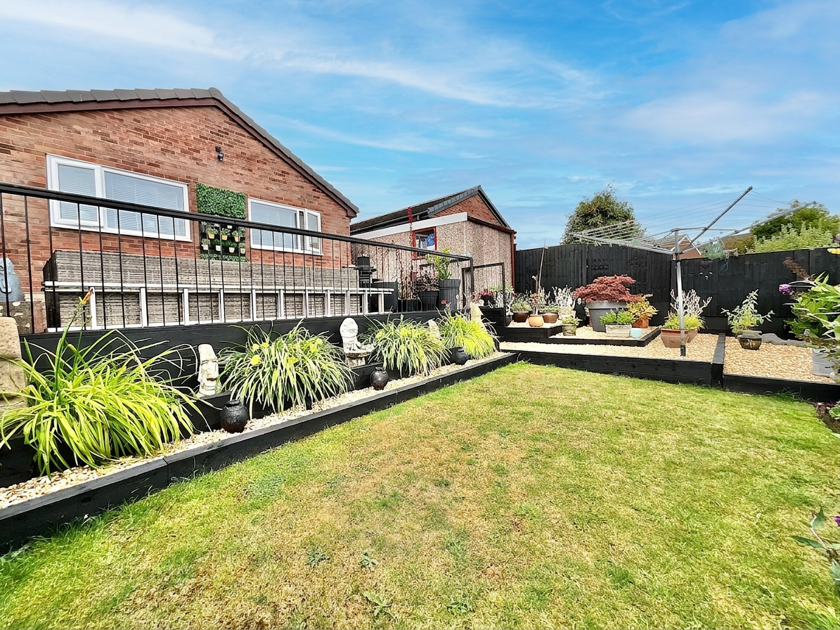 Gawsworth Close, Stoke-On-Trent, ST3, photo 4