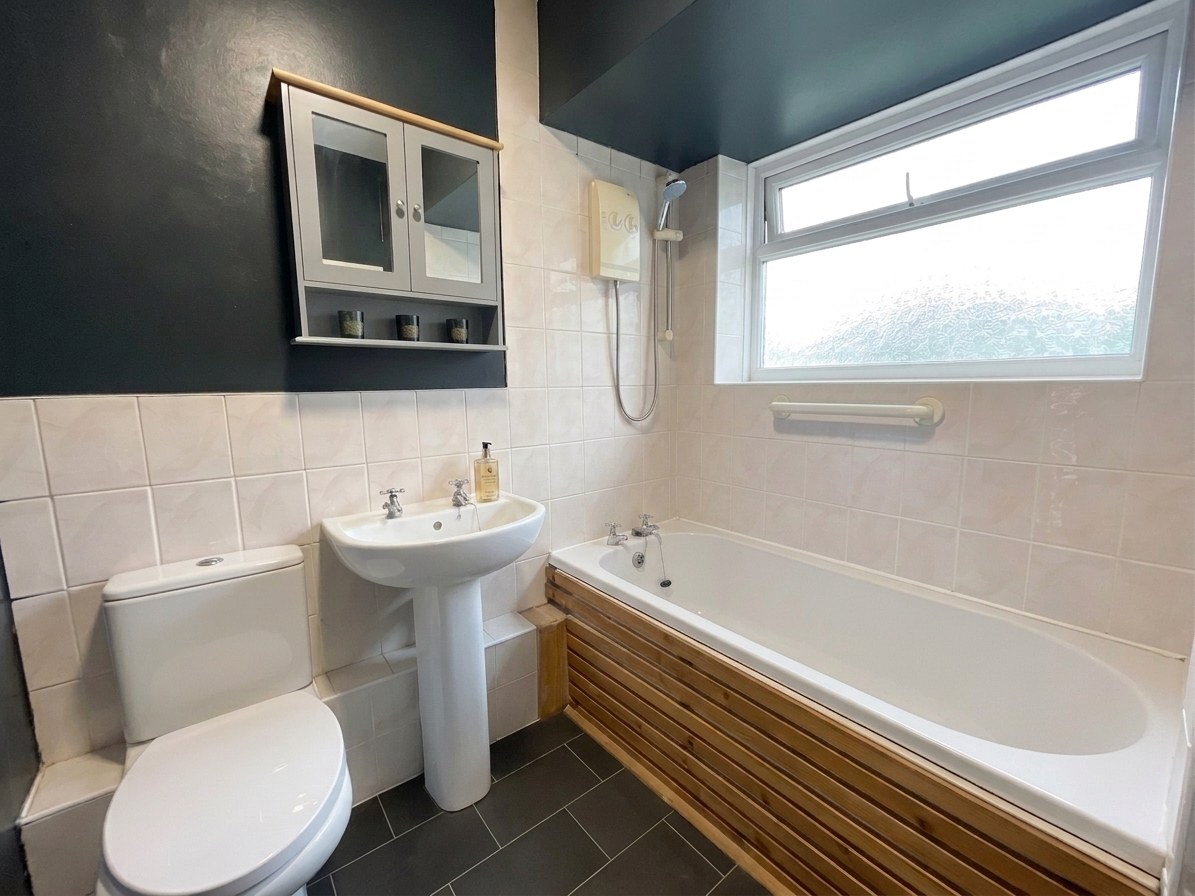 Frank Rogers Walk, Rugeley, WS15, photo 10