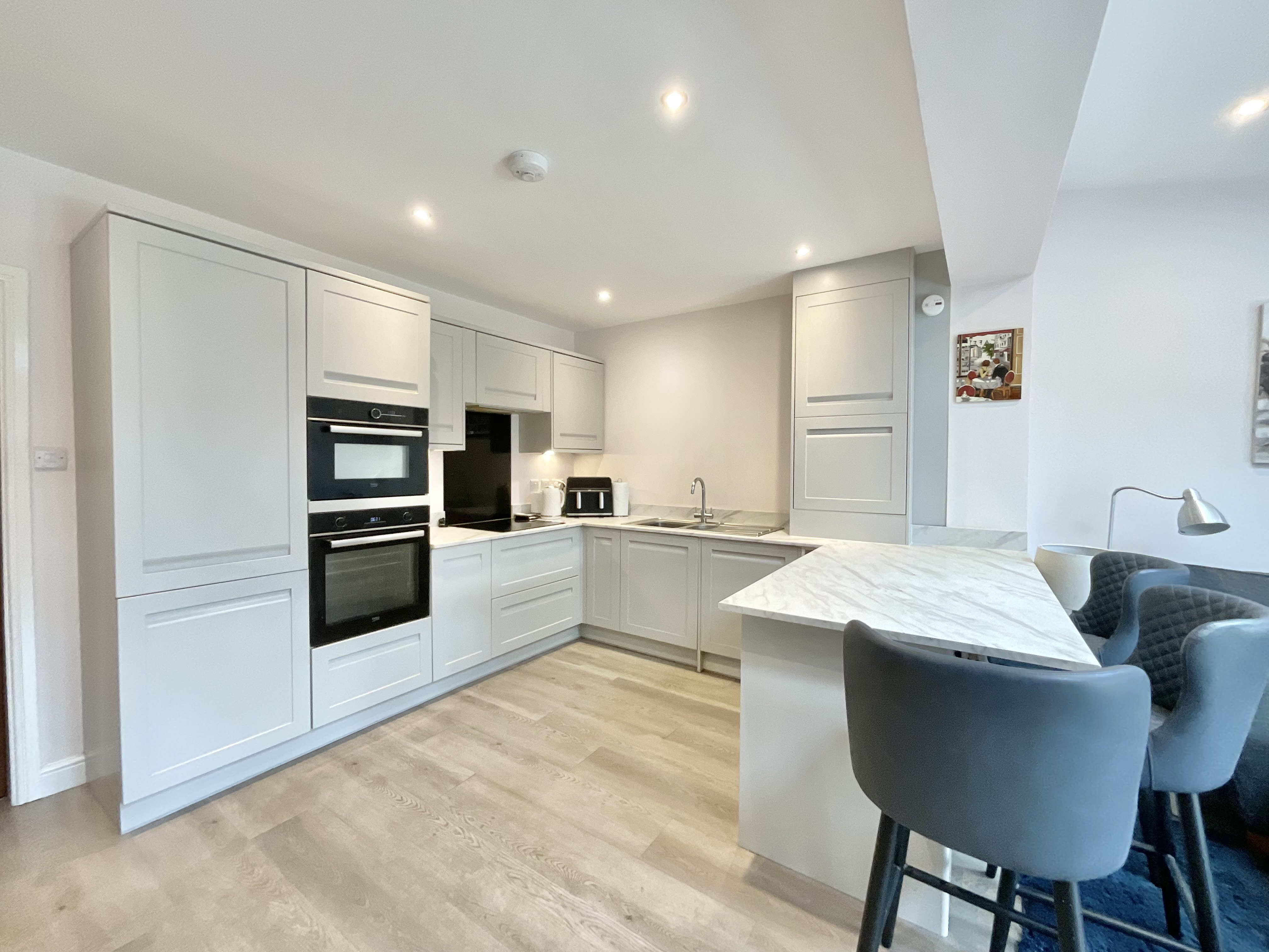Field Terrace, Stone, ST15, photo 3
