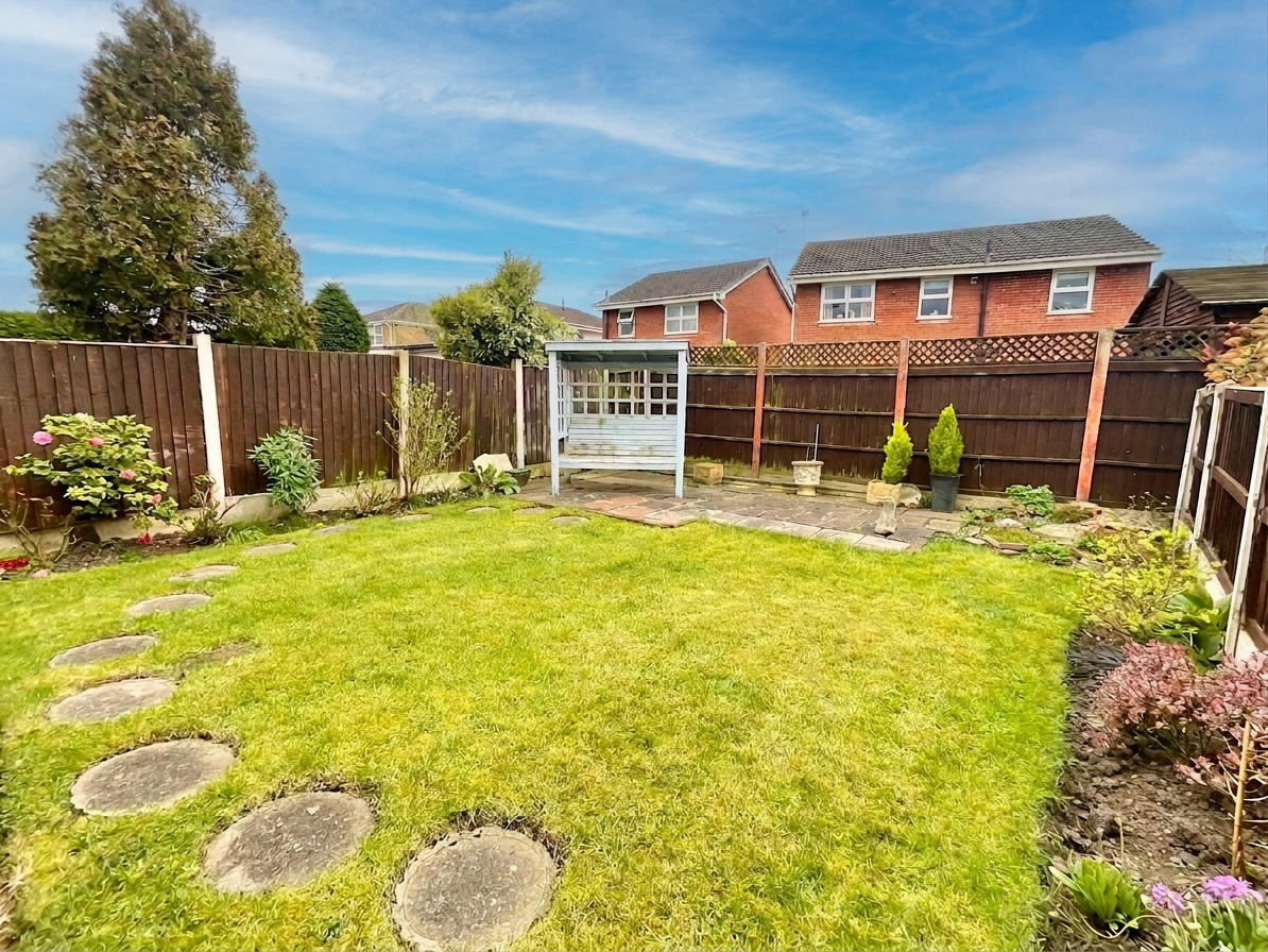 Lambourn Drive, Leighton, CW1, photo 13