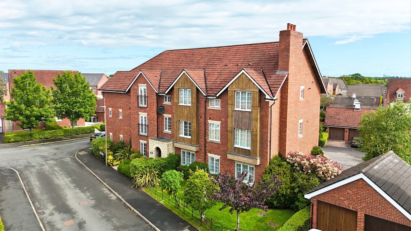 Chesterton Way, Weston, CW2