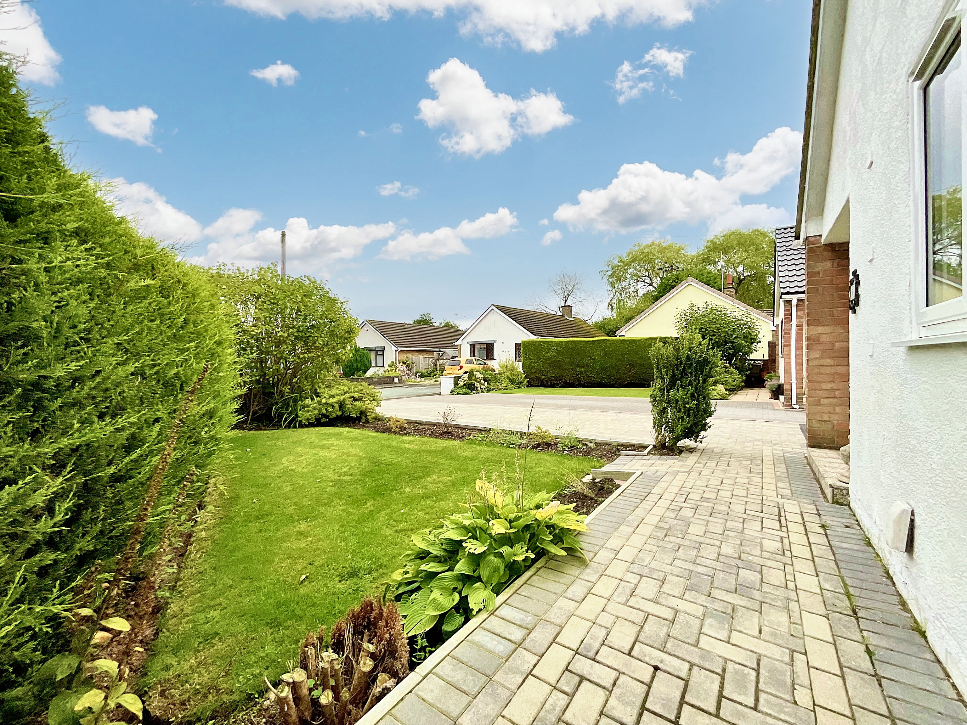 Whitethorn Avenue, Barlaston, ST12, photo 16