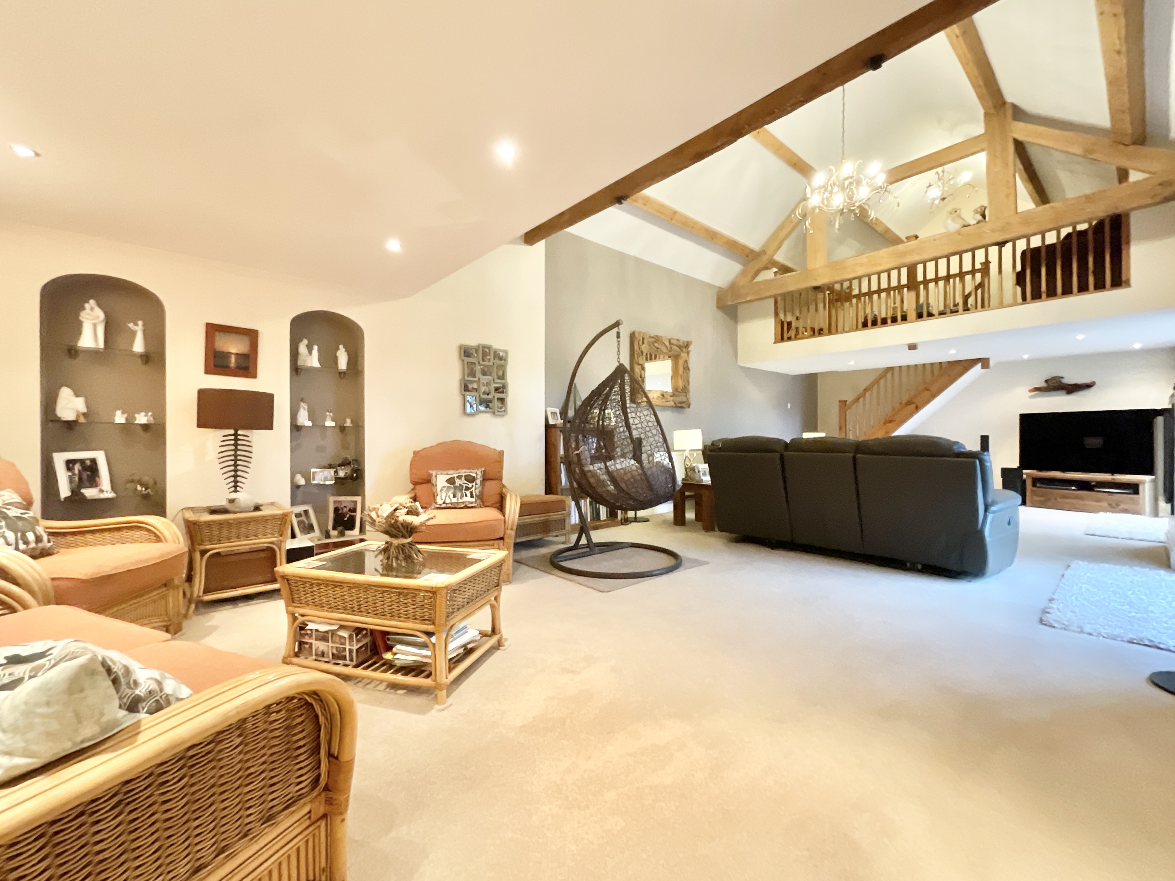 Walton Bank, Eccleshall, ST21, photo 2