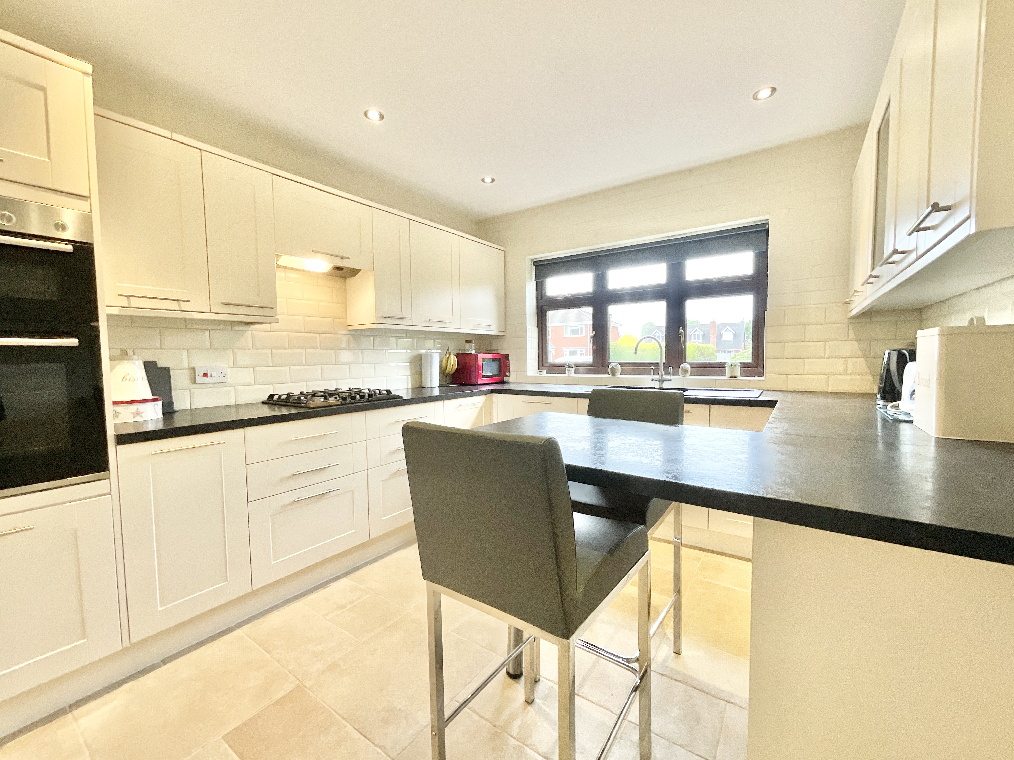 Willowbrook, Derrington, ST18, photo 9