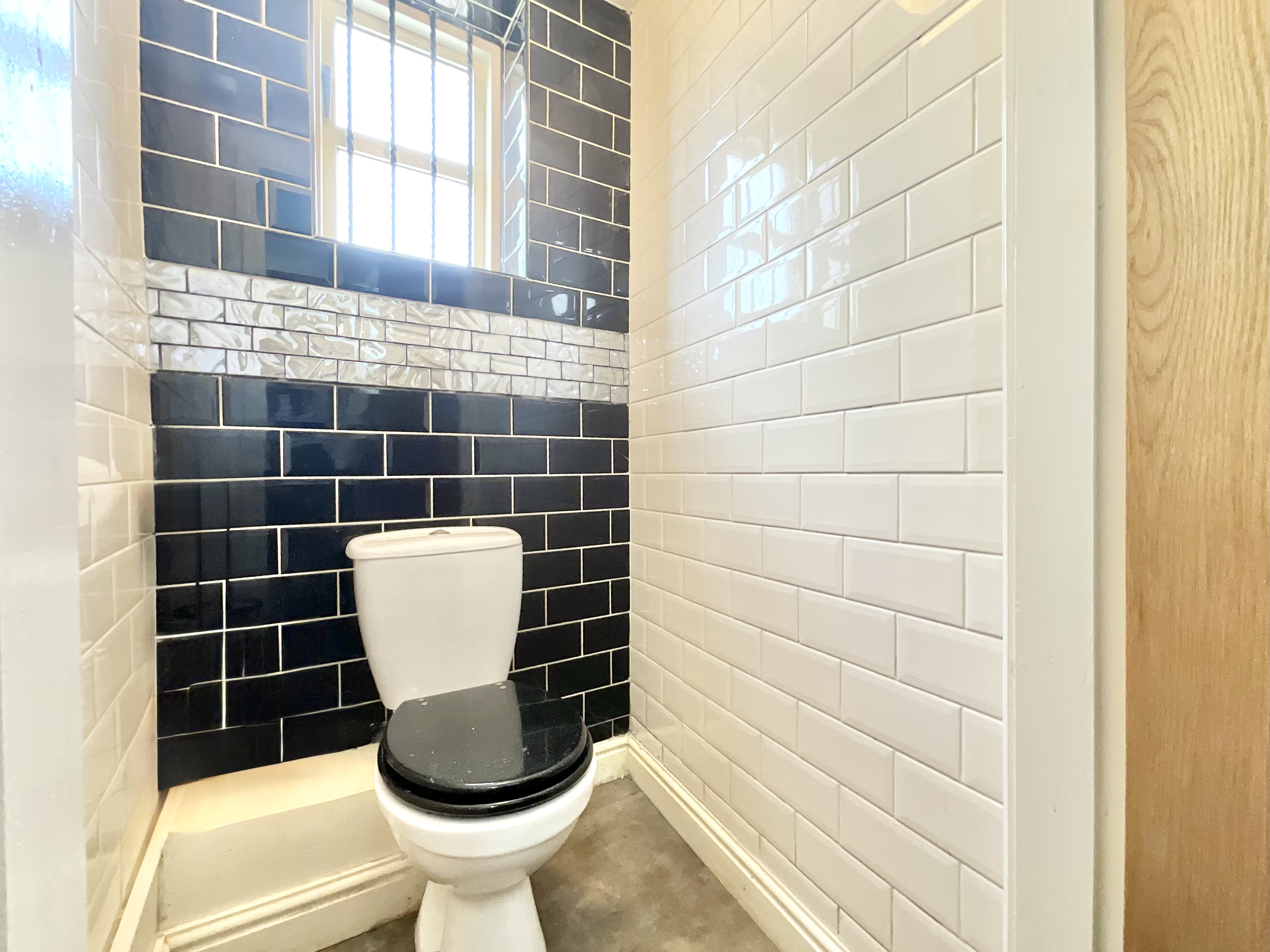 High Street, Caverswall, ST11, photo 23