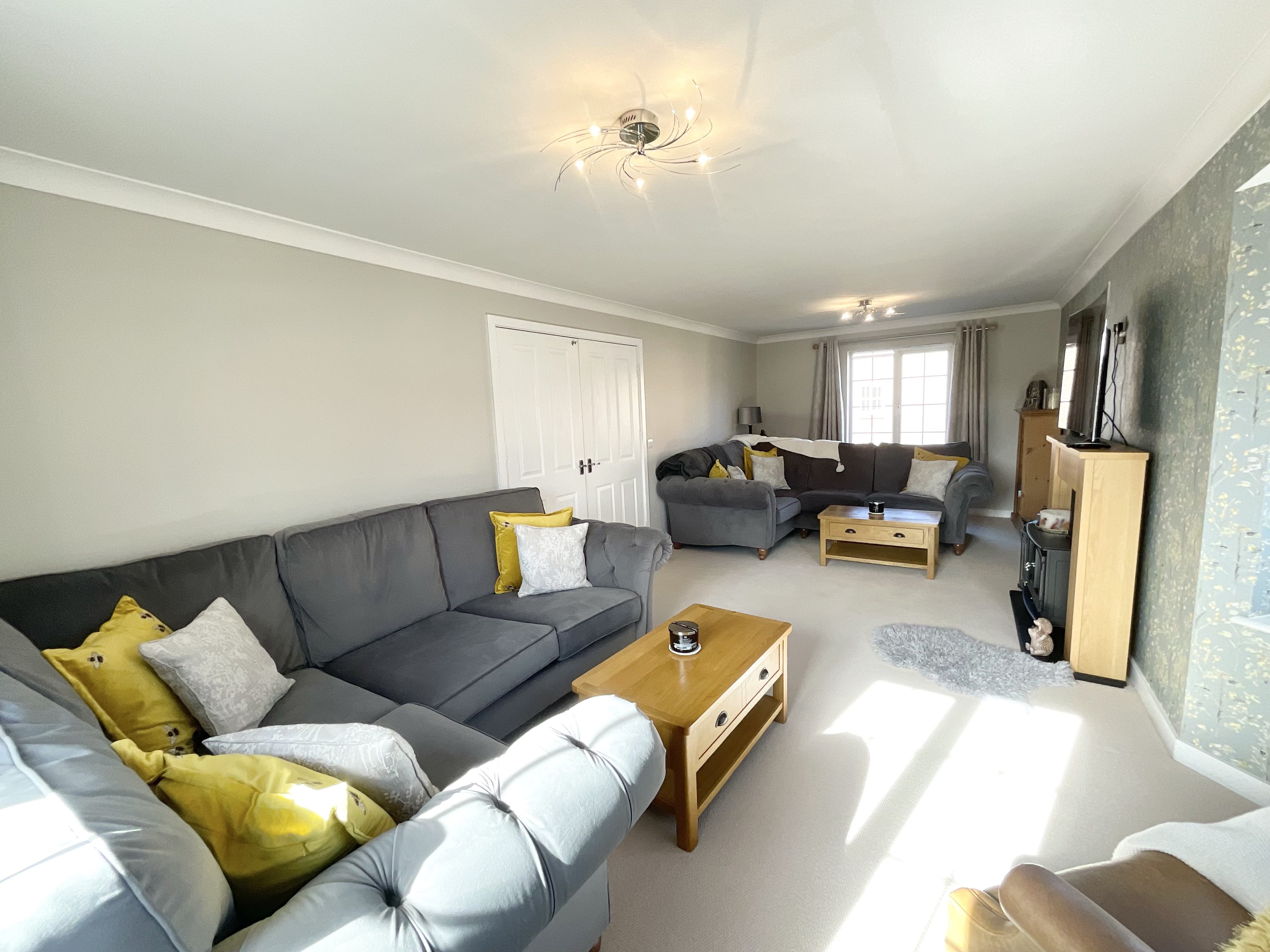 Beacon Grove, Stone, ST15