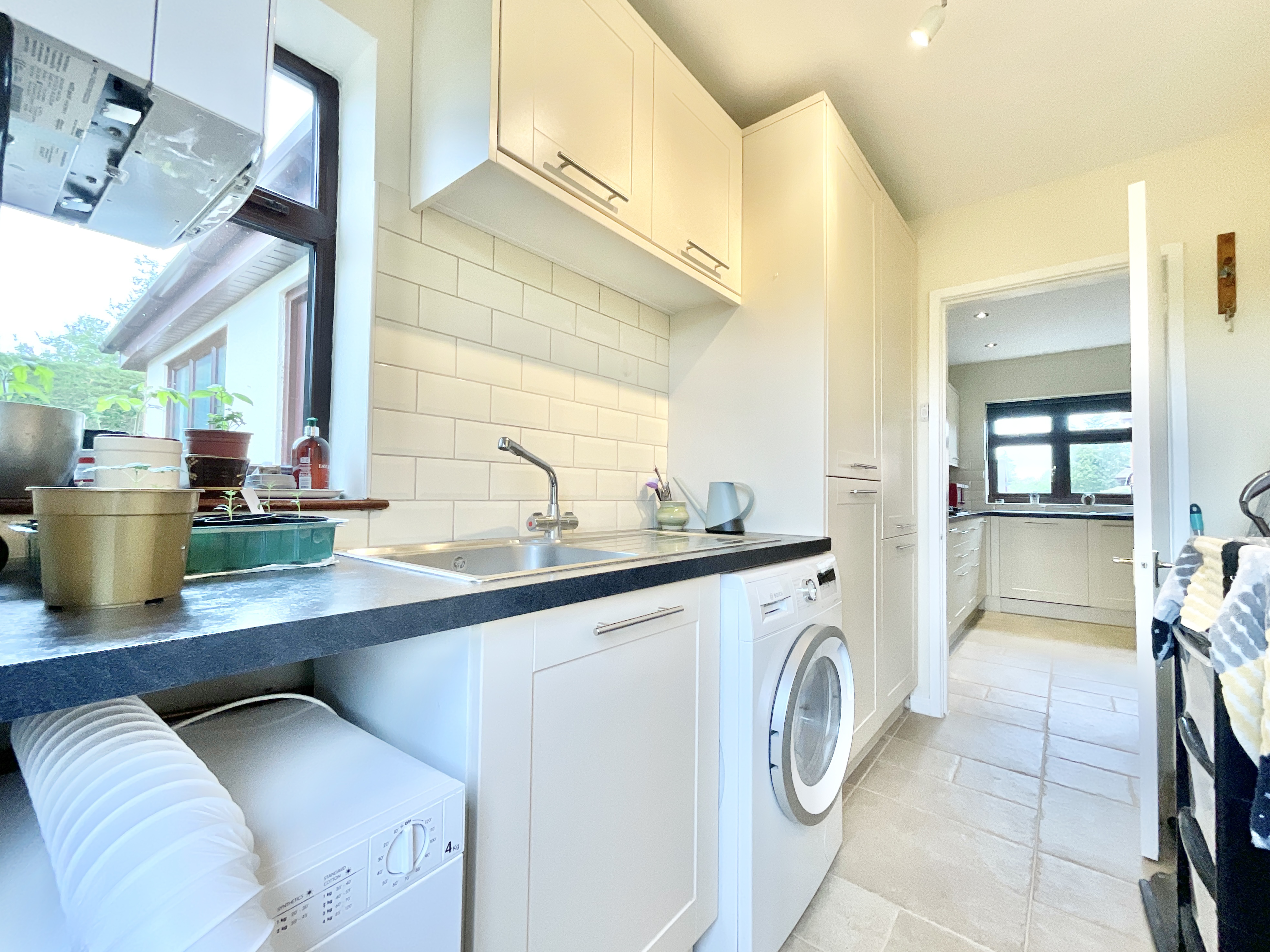Willowbrook, Derrington, ST18, photo 13