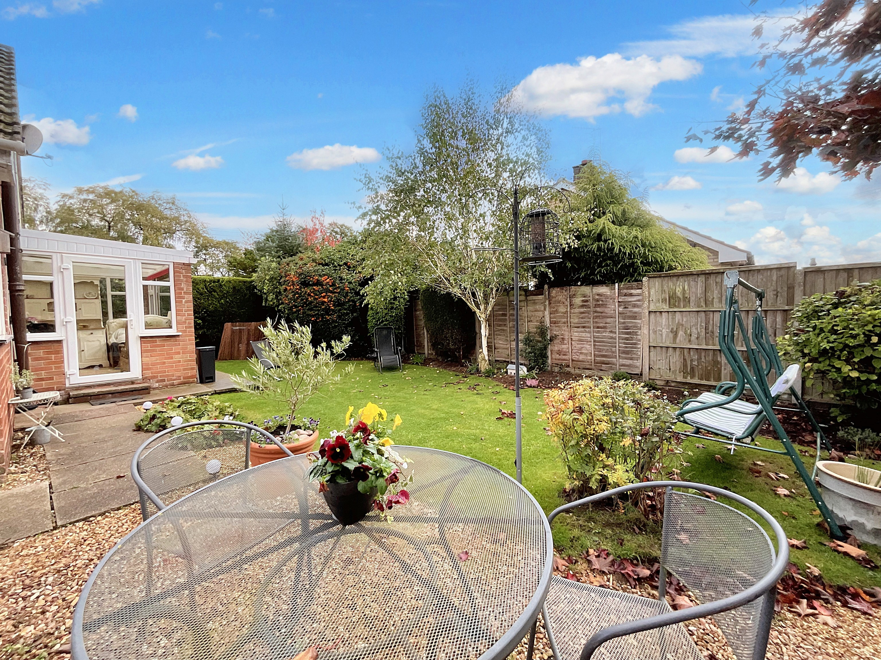 Whitethorn Avenue, Barlaston, ST12, photo 2