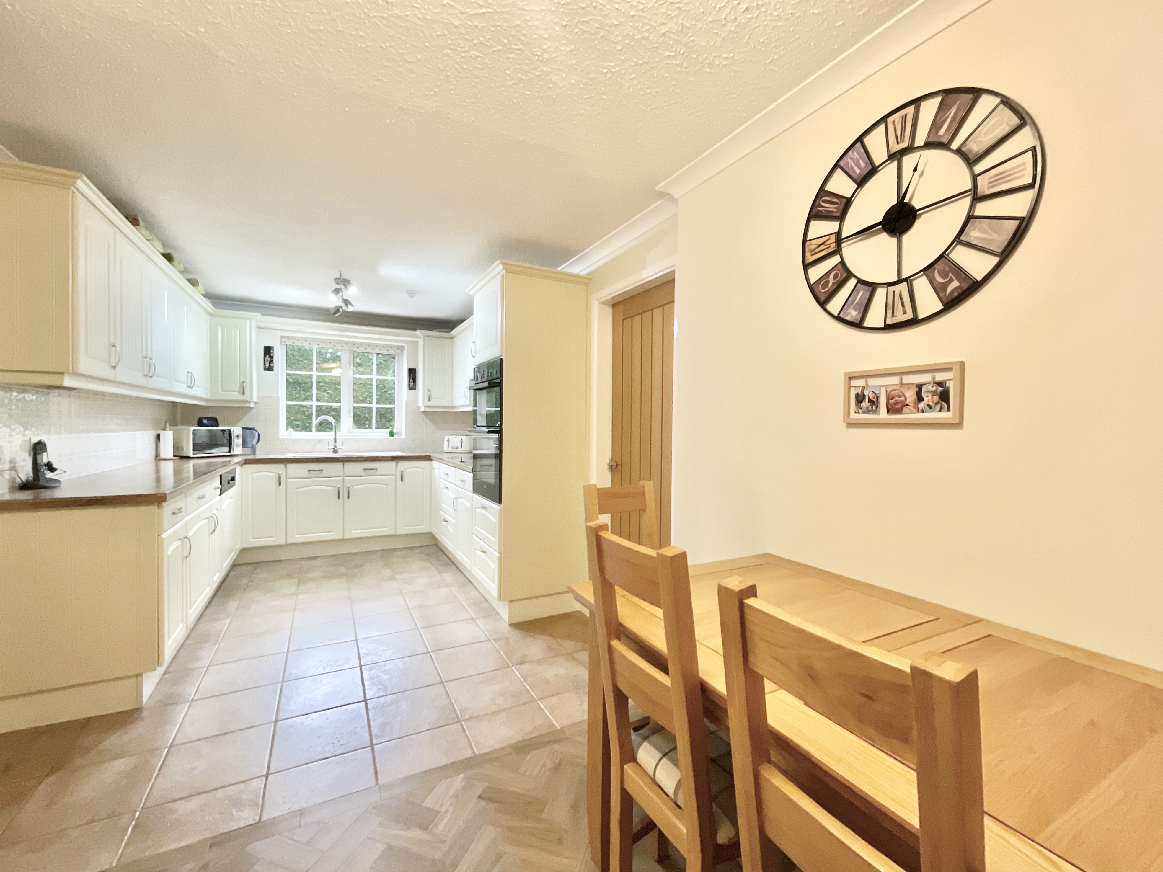 Brook Side, Ranton, ST18, photo 6