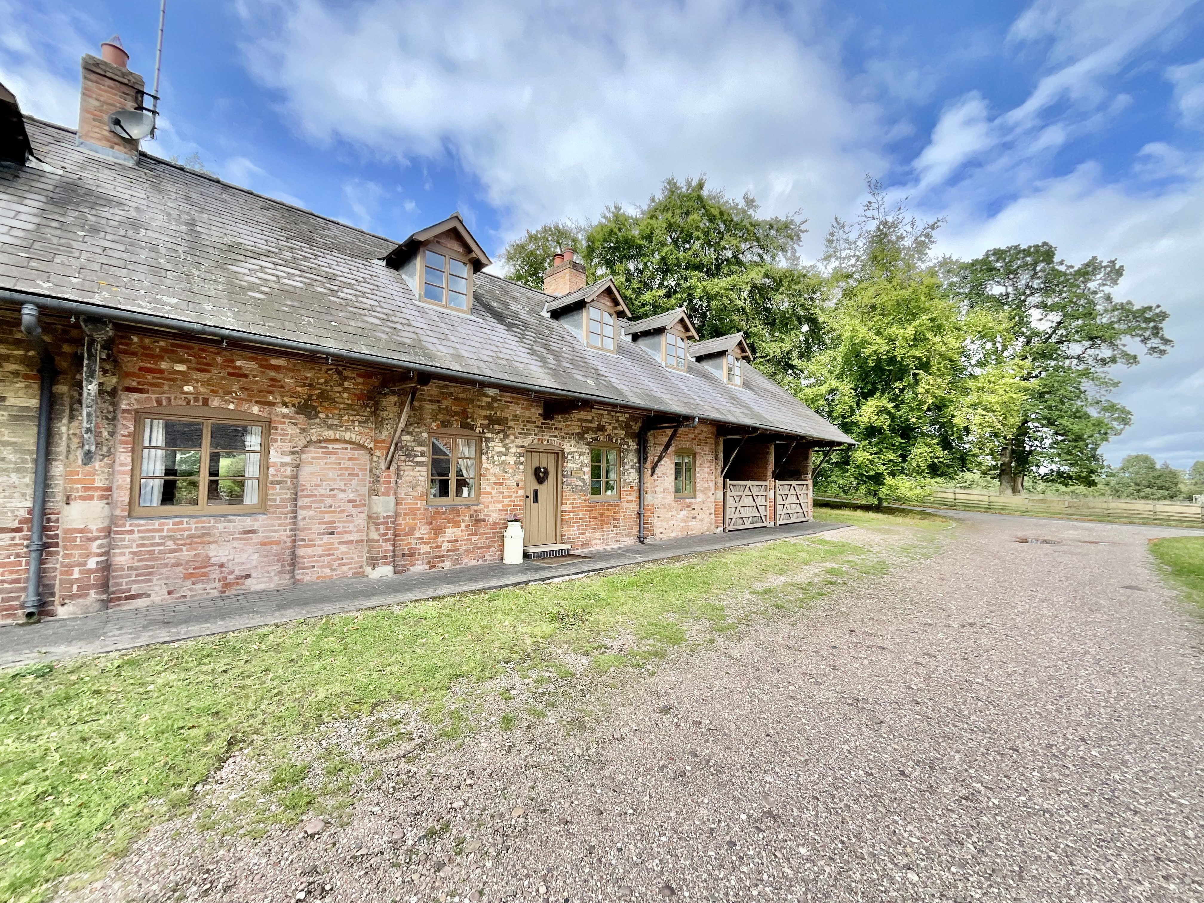 Shugborough, White Barn Farm, ST17, photo 29
