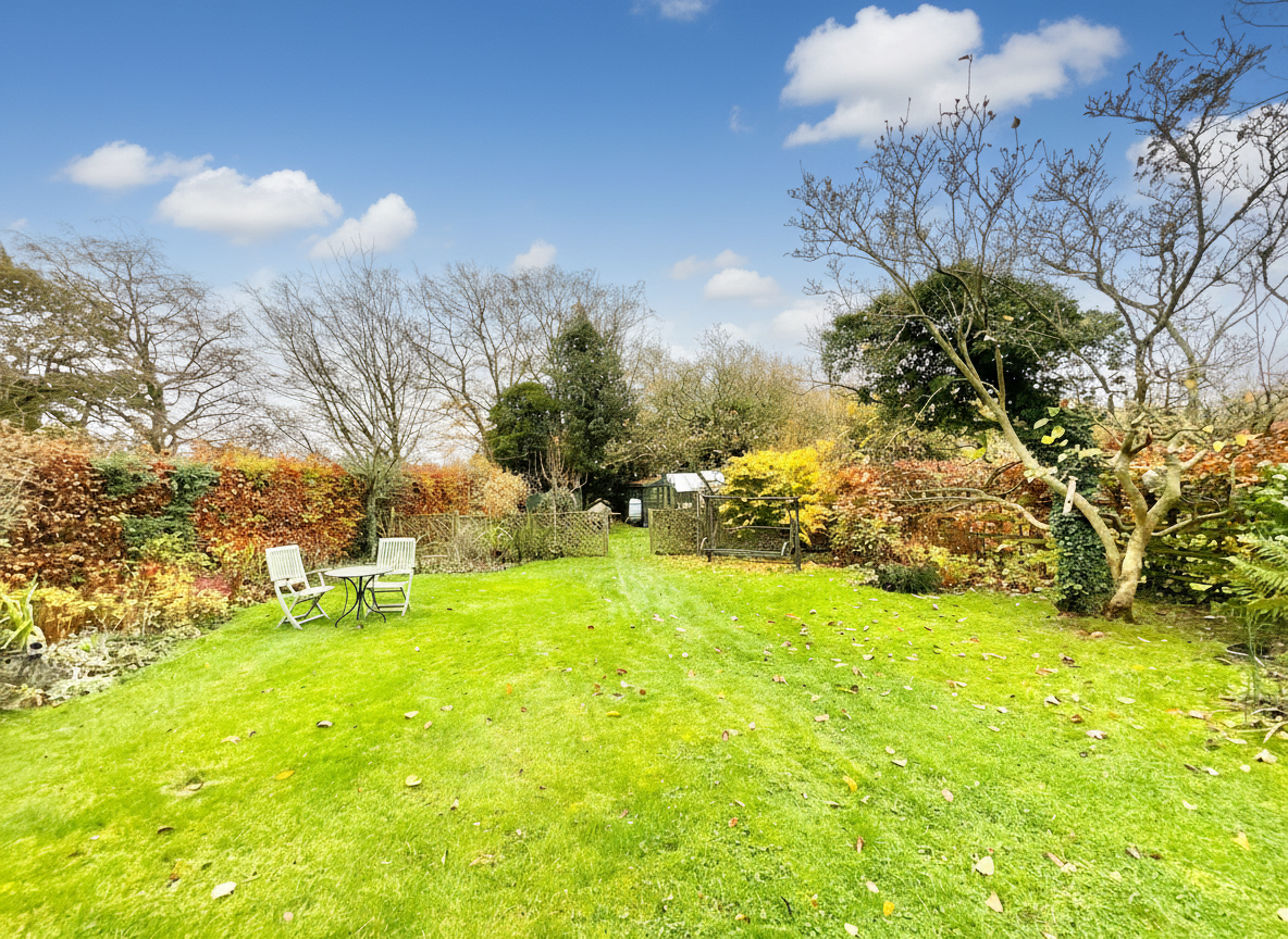Walton Bank, Eccleshall, ST21, photo 32