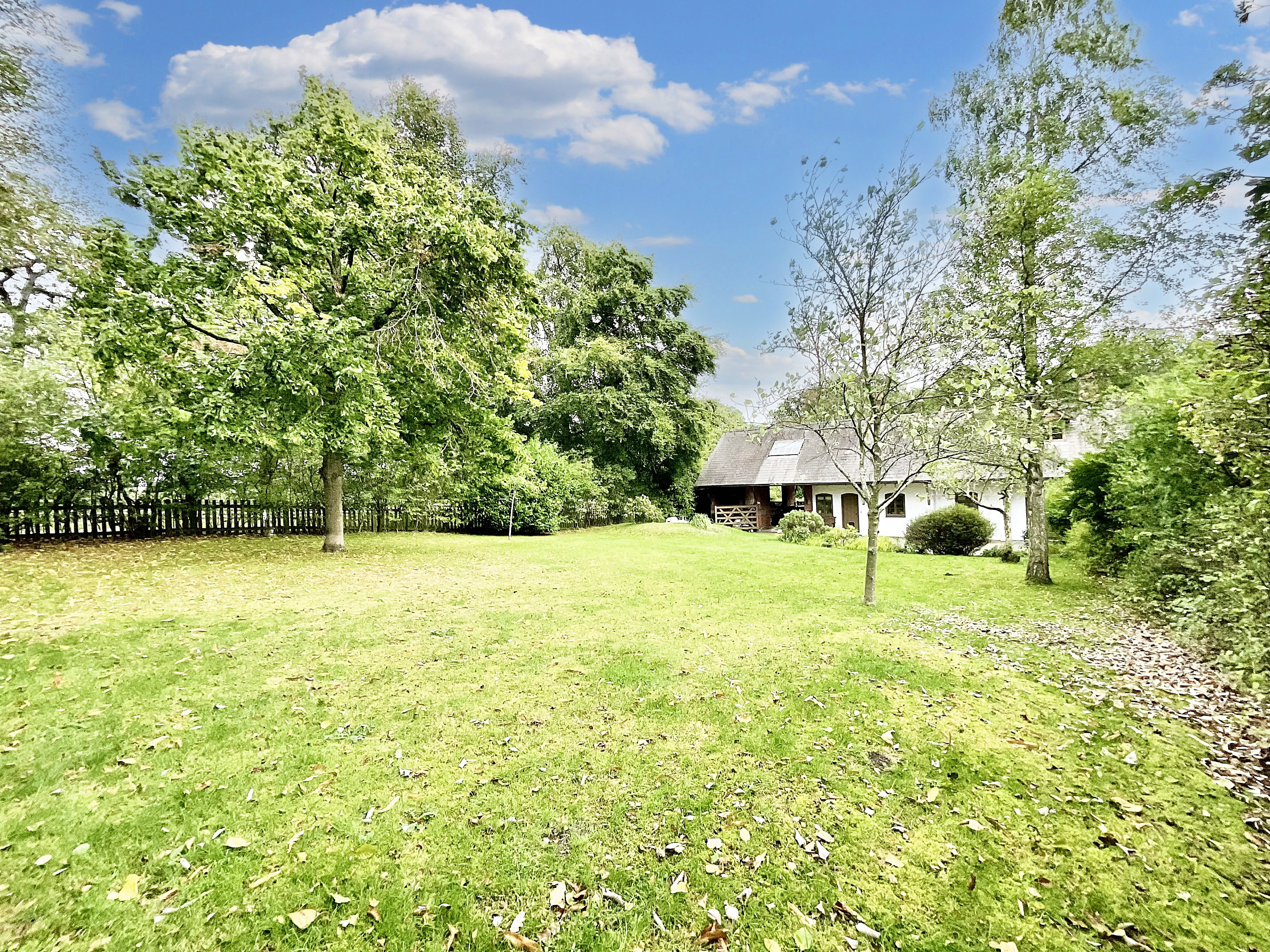 Shugborough, White Barn Farm, ST17, photo 2