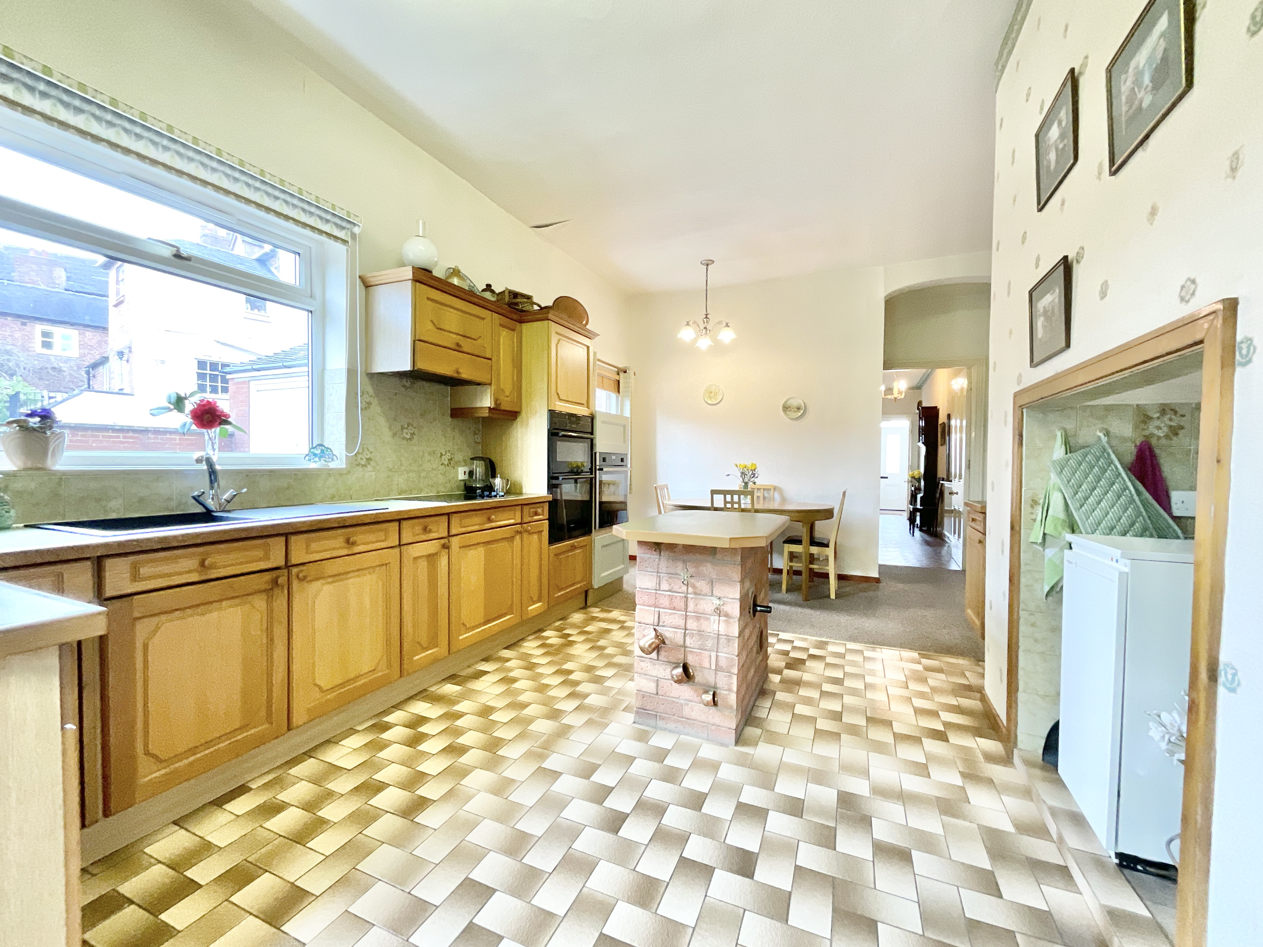 Great Hales Street, Market Drayton, TF9, photo 2