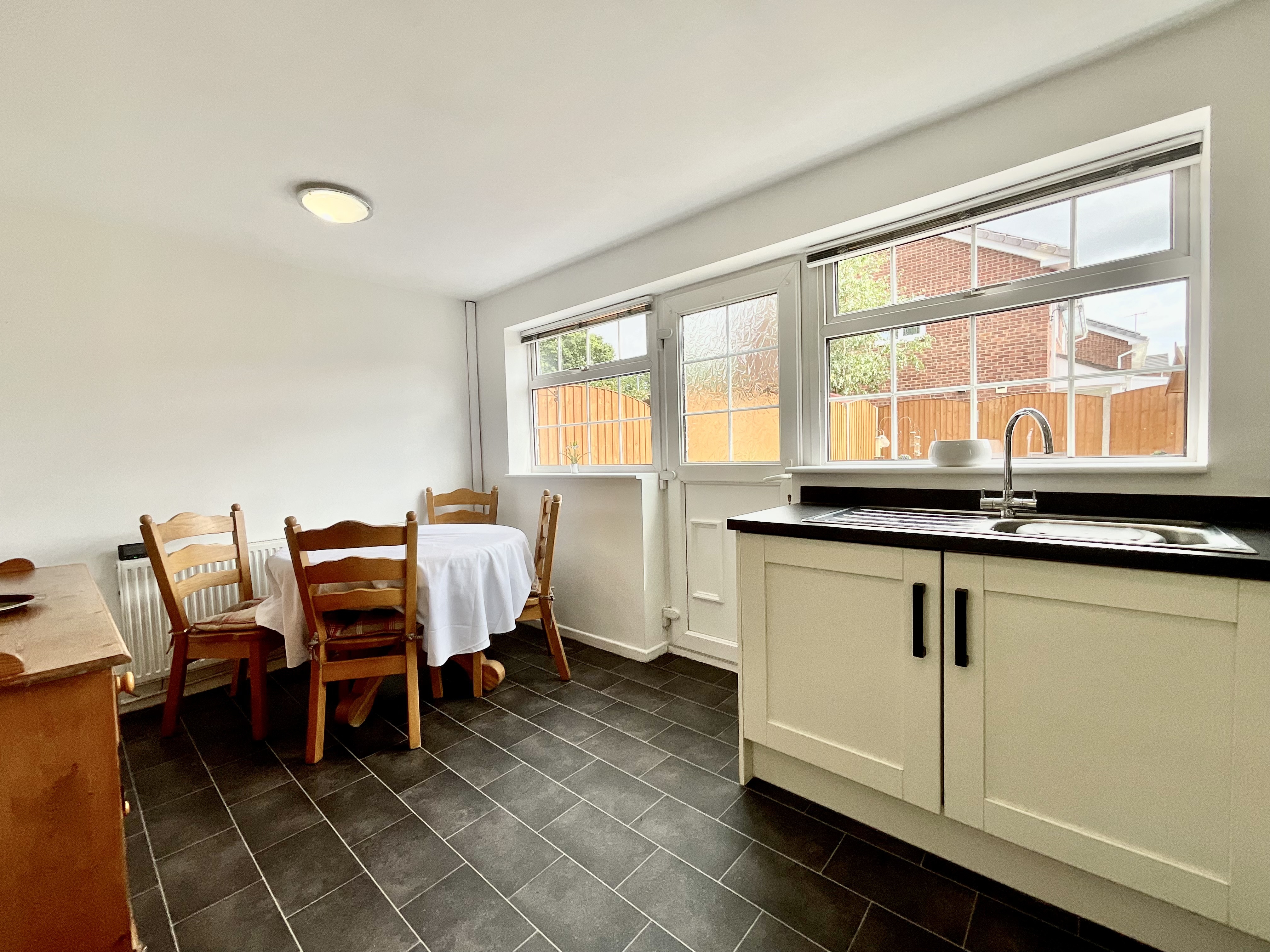 Redcar Road, Stoke-On-Trent, ST4, photo 2
