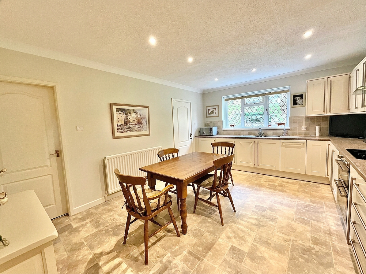 Park Drive, Cheadle, ST10, photo 7