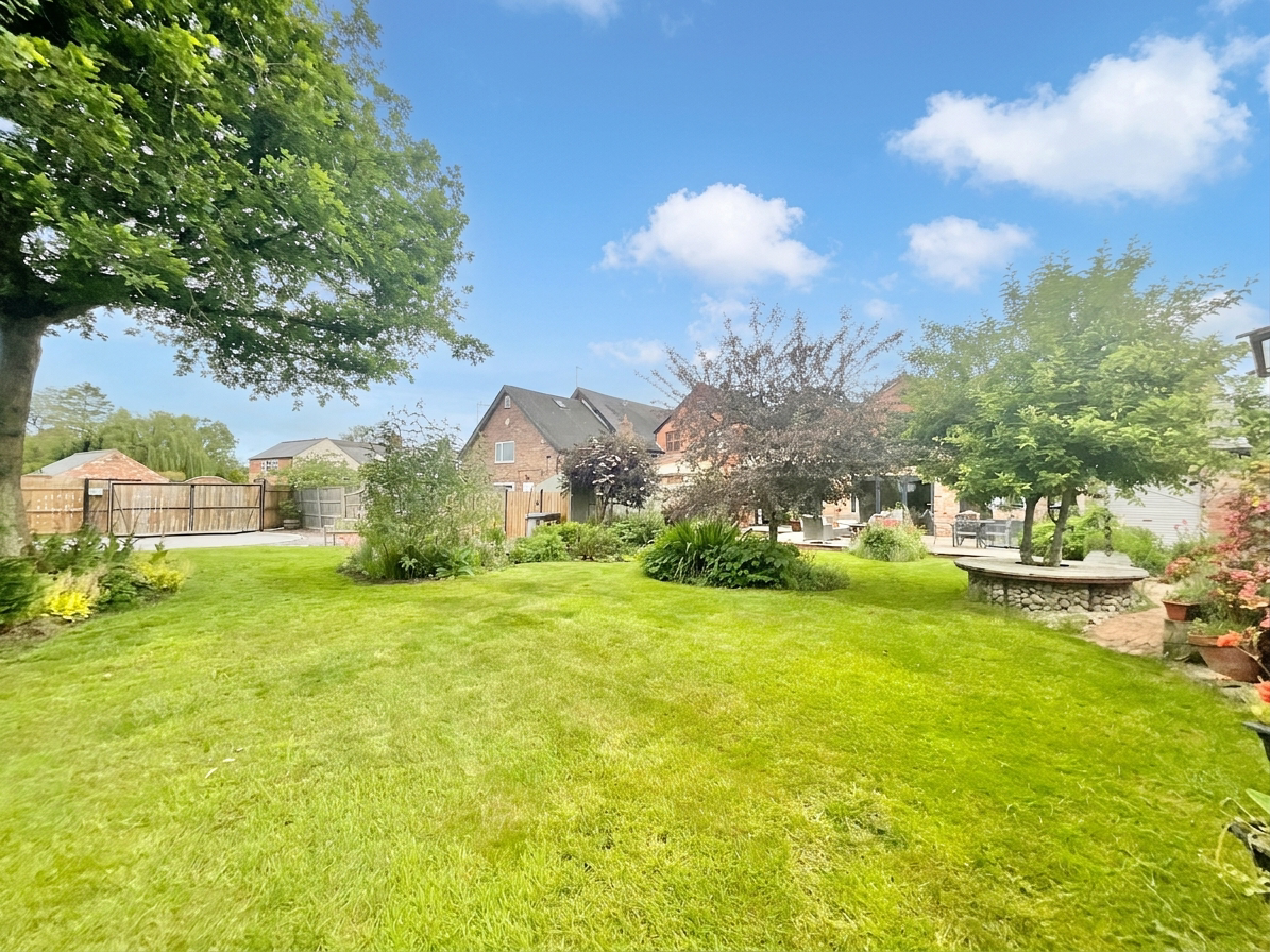 Wrexham Road, Burland, CW5, photo 25