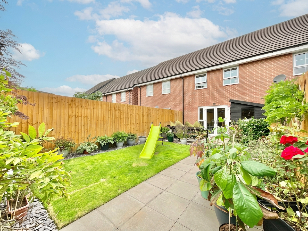 Buttermere Close, Yarnfield, ST15, photo 27