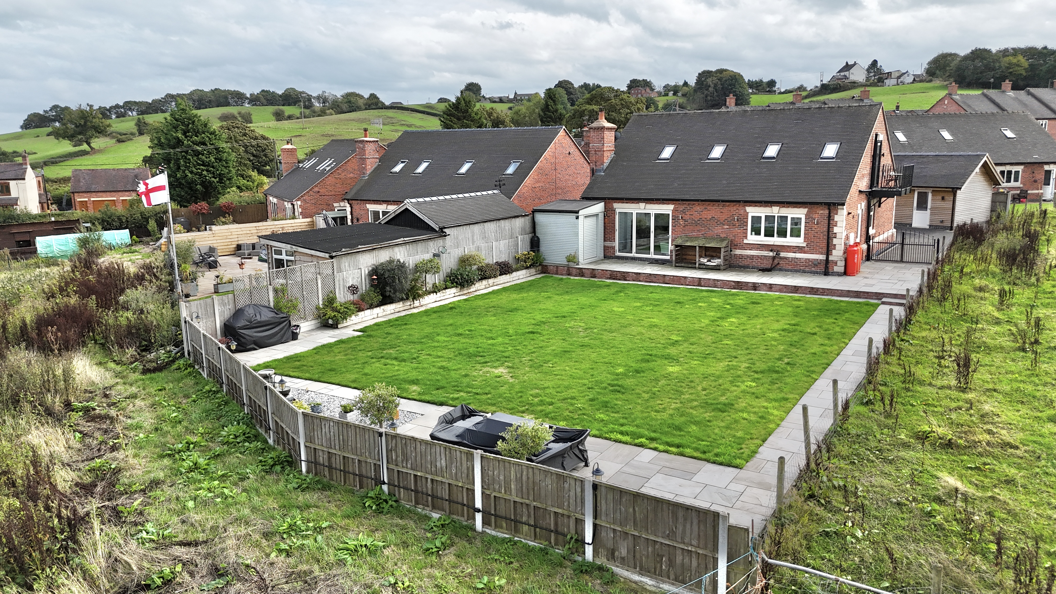 Moss Close, Dilhorne, ST10, photo 2