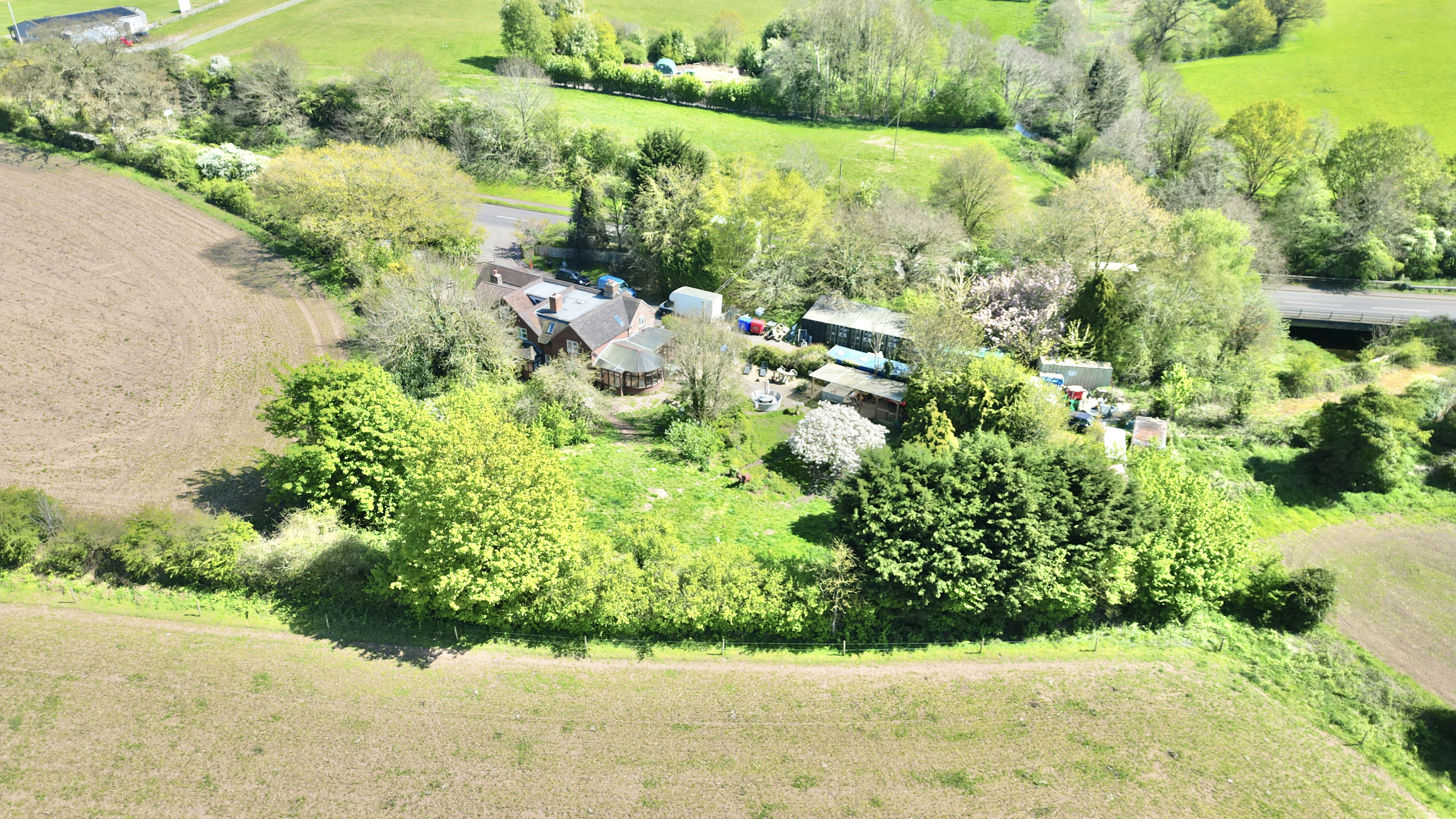 dji_fly_20260423_140504_624_1776954100971_photo