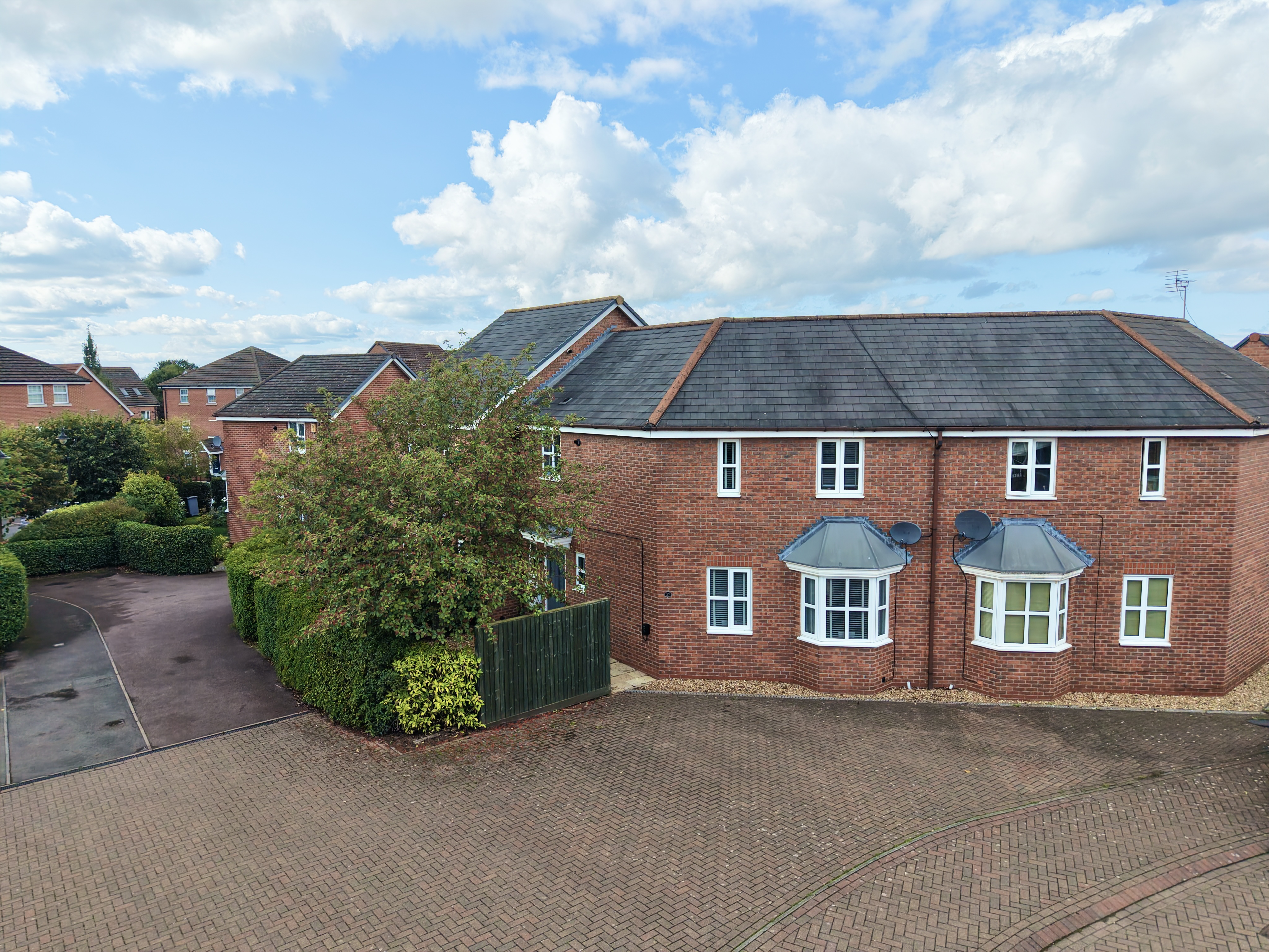 Golden Hill, Weston, CW2