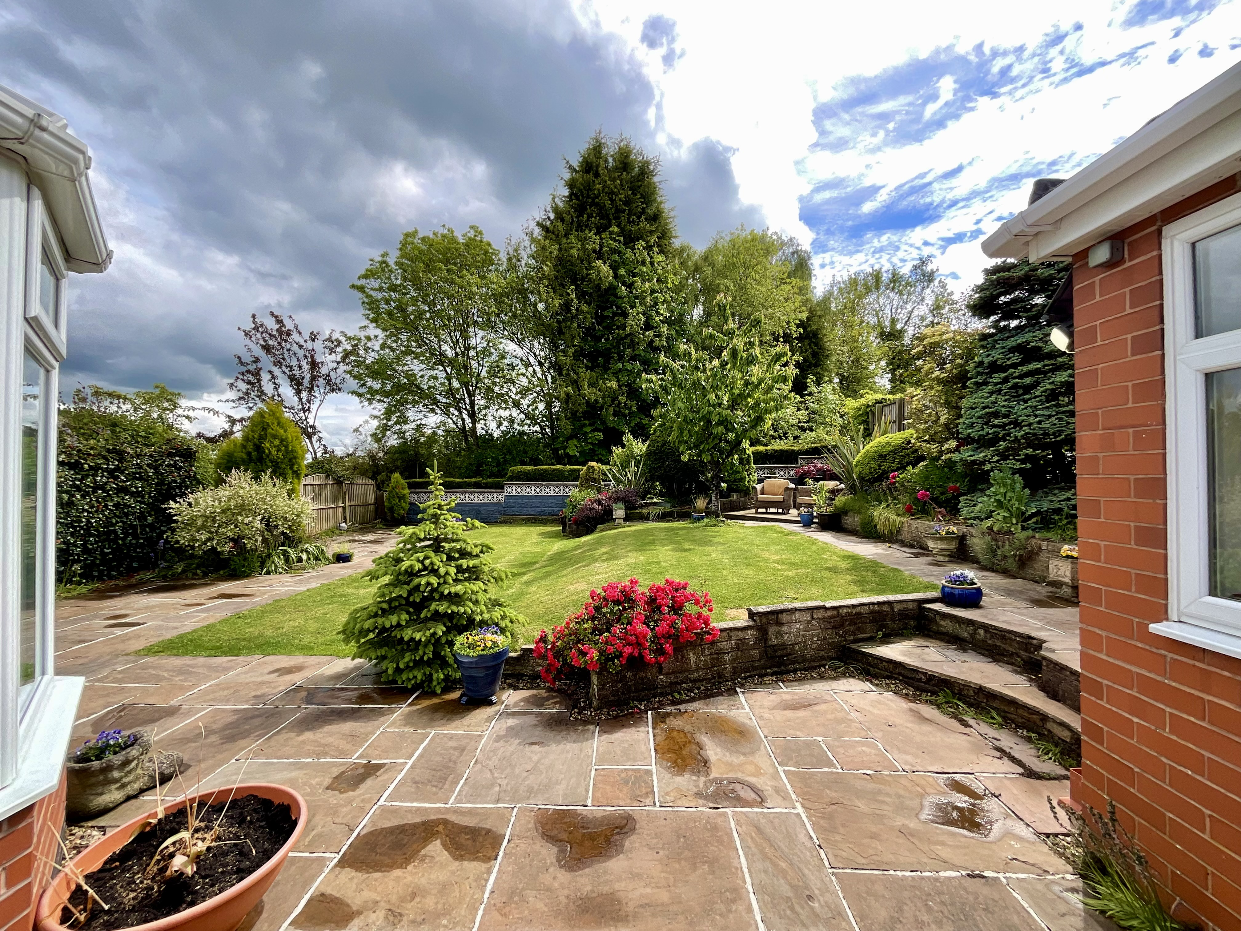 Bury Bank, Meaford, ST15, photo 24
