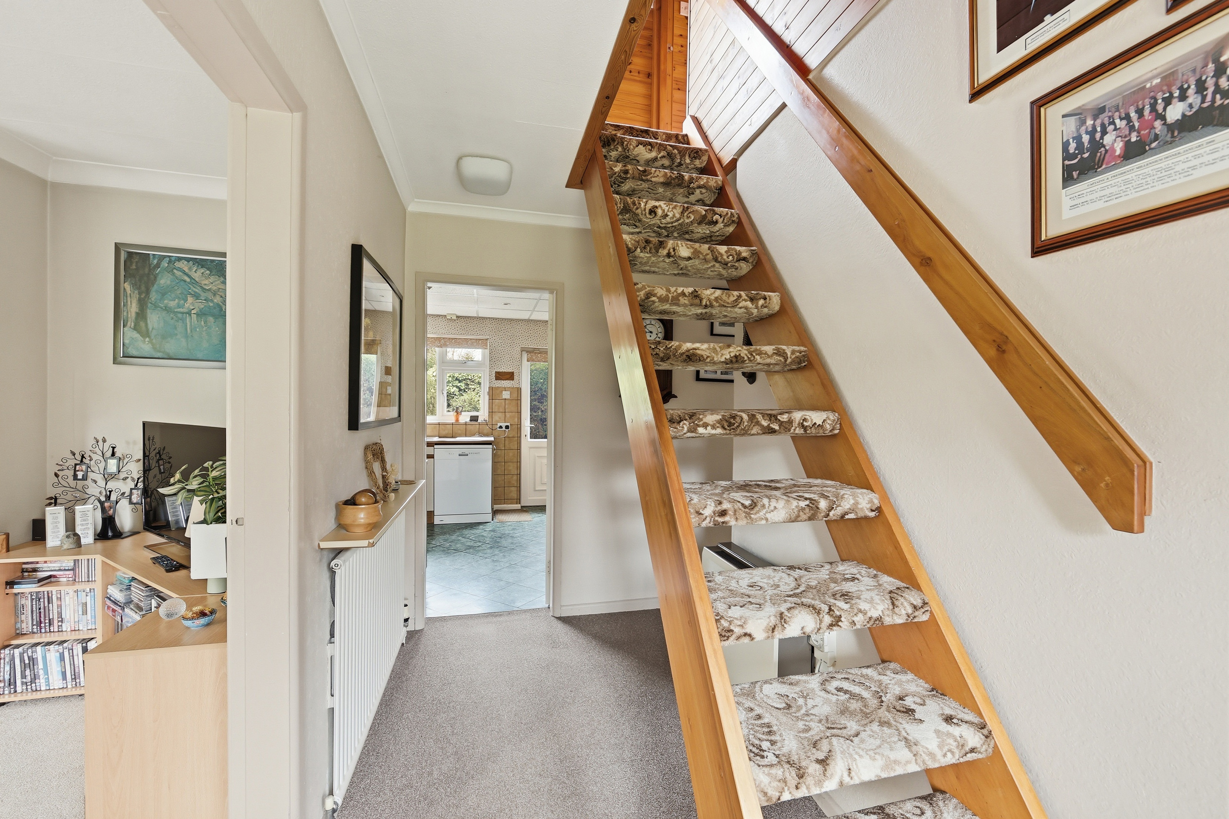 Hallway 002