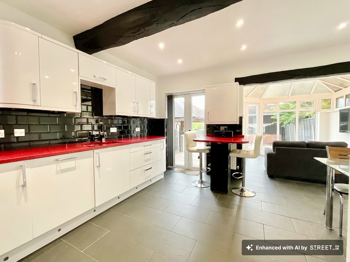 Crewe Road, Shavington, CW2, photo 4