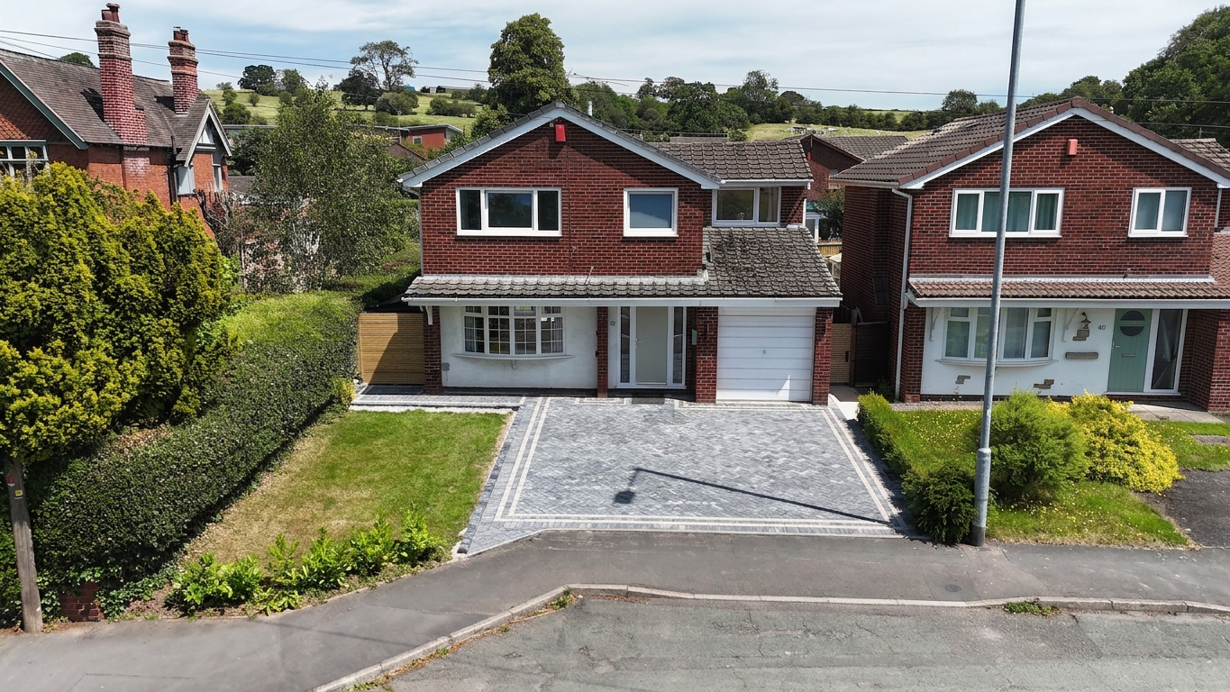 Lichfield Road, Stone, ST15