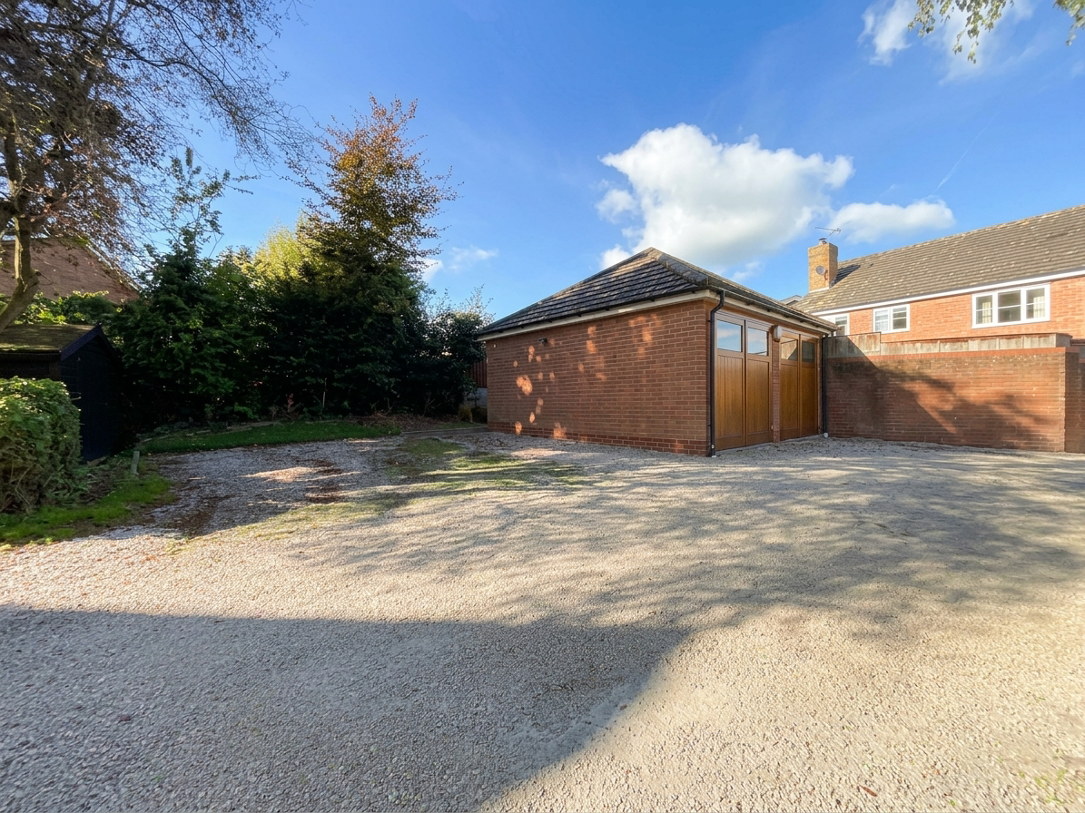 Audmore Court, Gnosall, ST20, photo 34
