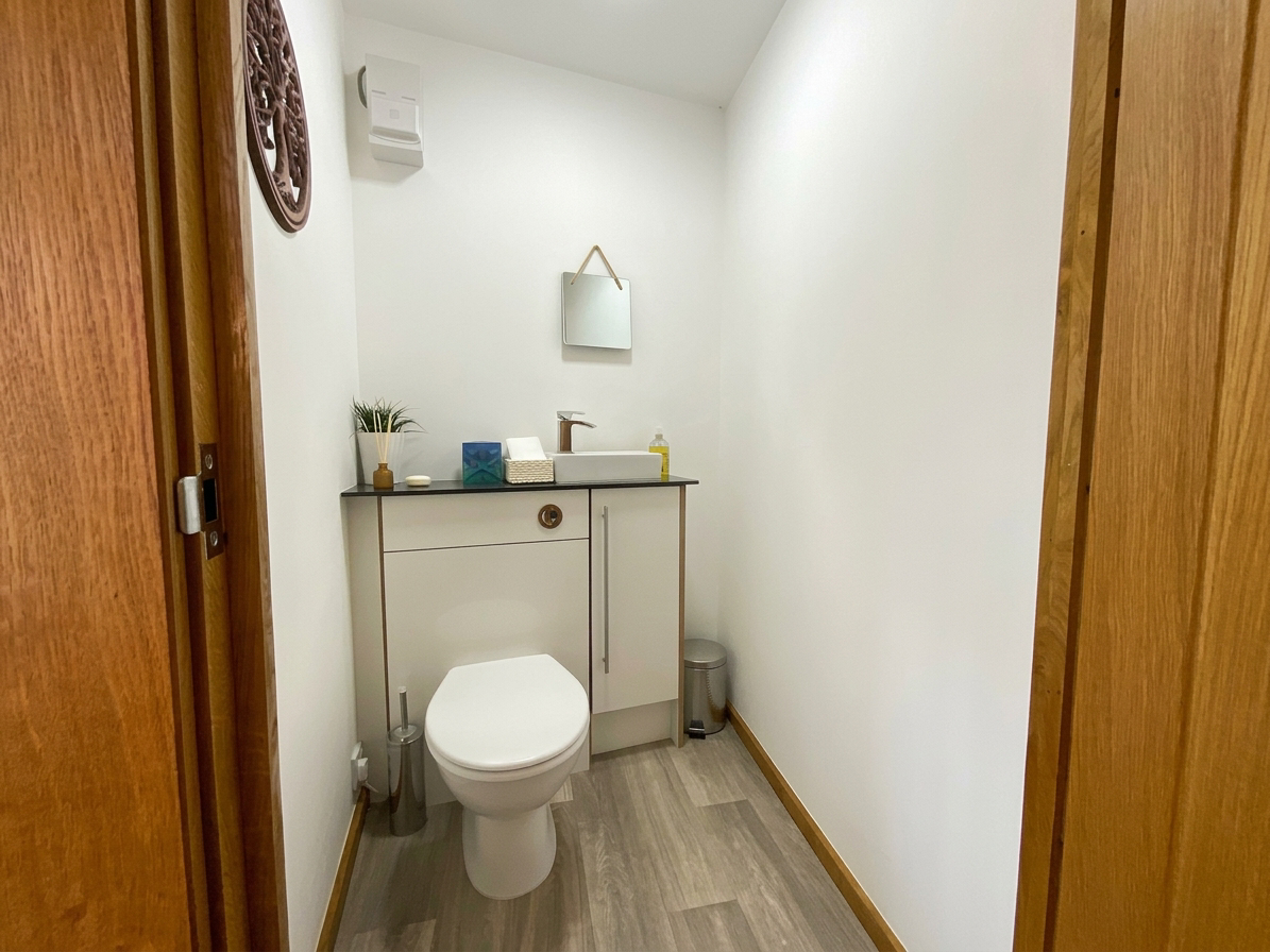 Audmore Court, Gnosall, ST20, photo 32