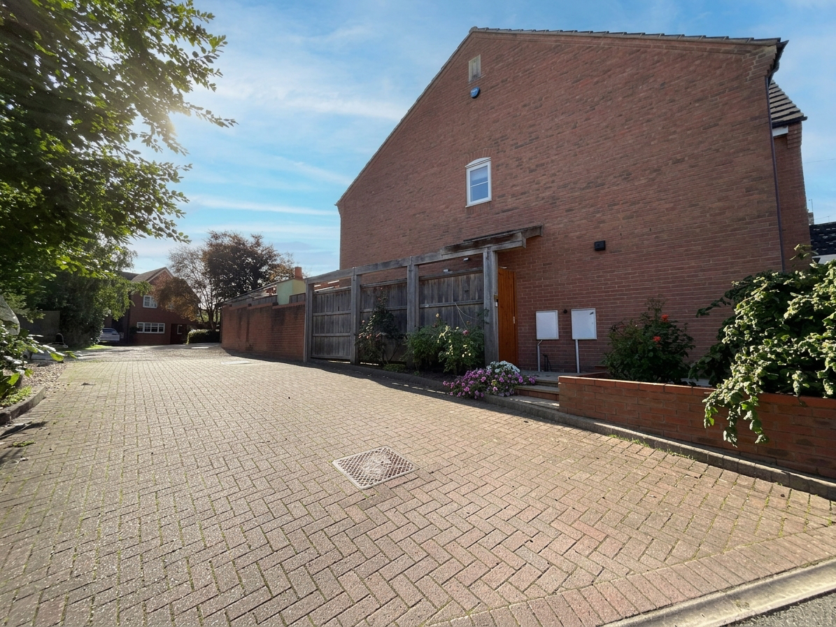 Audmore Court, Gnosall, ST20, photo 36