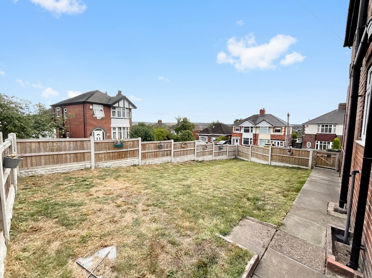 Hunters Way, Stoke-On-Trent, ST4, photo 2