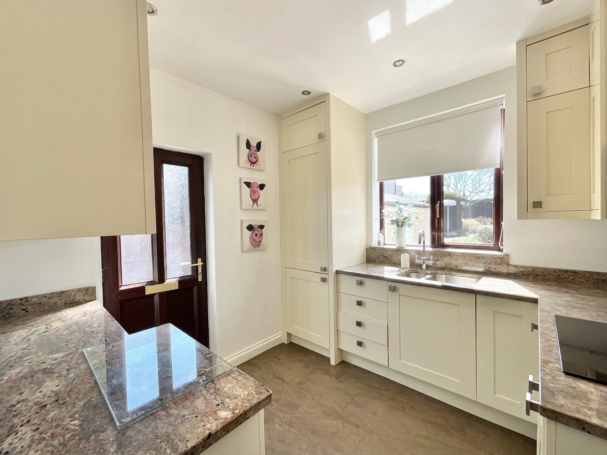 Ash Bank Road, Stoke-On-Trent, ST2, photo 12