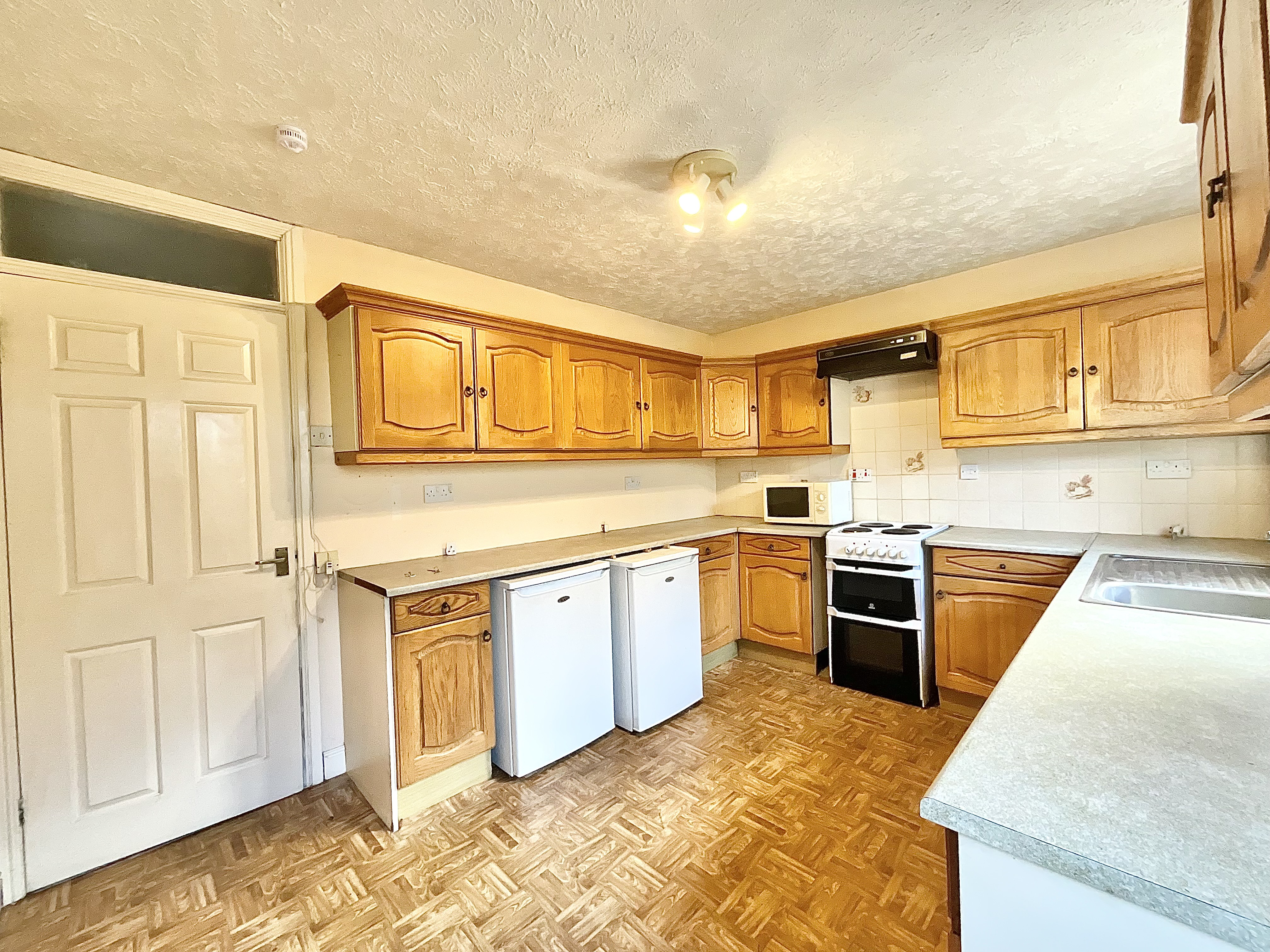 Park Lane, Cheadle, ST10, photo 2